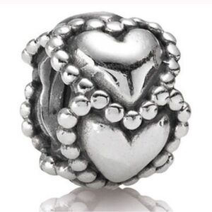 Pandora 925 Everlasting Love Hearts Rare Retired Bead Charm